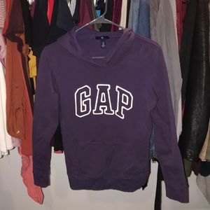 Gap Purple Hoodie it fits  a small person